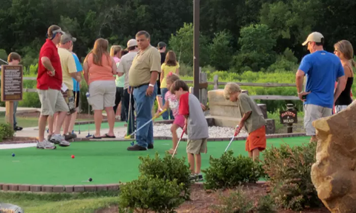 18-Hole Mini Golf and Slushie of Choice – Pearl, MS