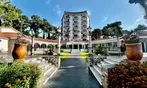 Día de piscina y buffet en Marbella para 1 o 2 personas
