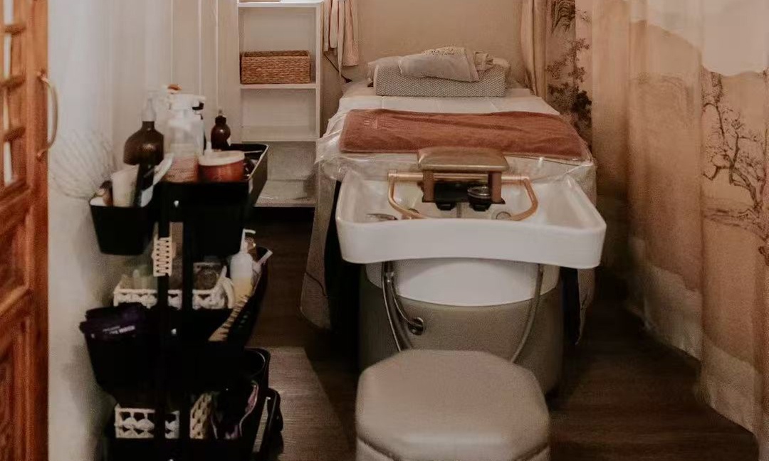 One or Two 60-Minute Scalp Treatments or 90-Minute Scalp Treatment