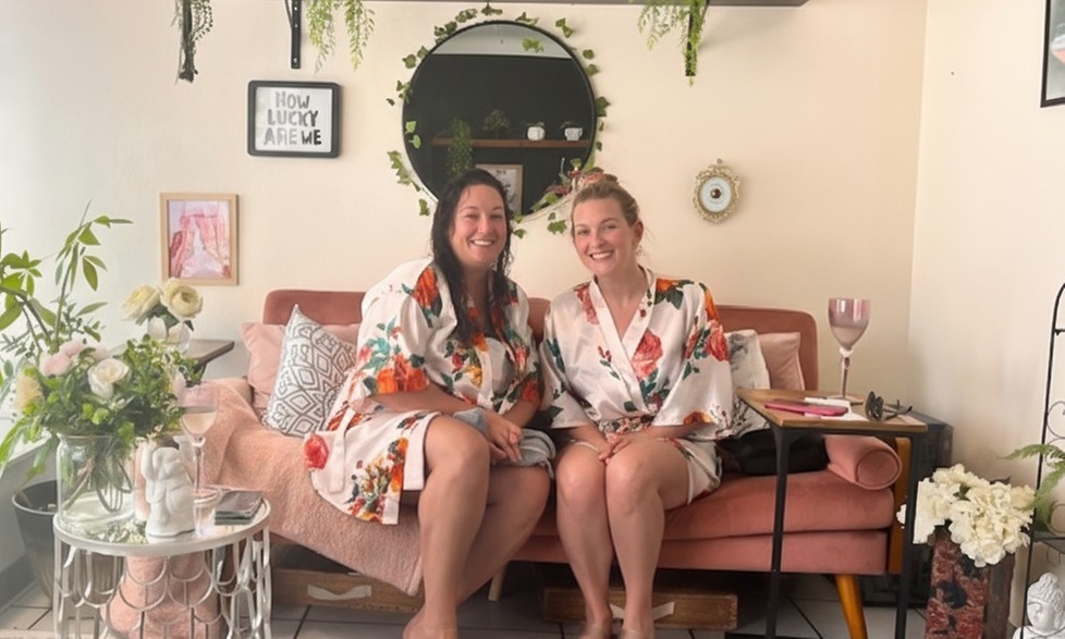 Glowing Facial & Luxe HeadSpa Treatment with Optional Lunch for 1 or 2