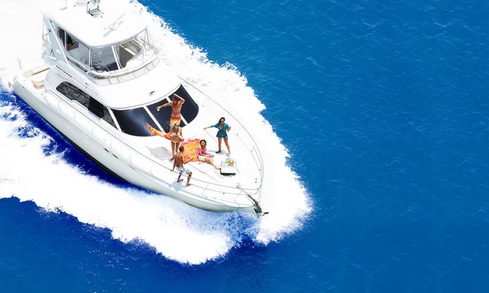 Explore Miami with 2, 4, or 6-Hour Private Yacht Tour for Six