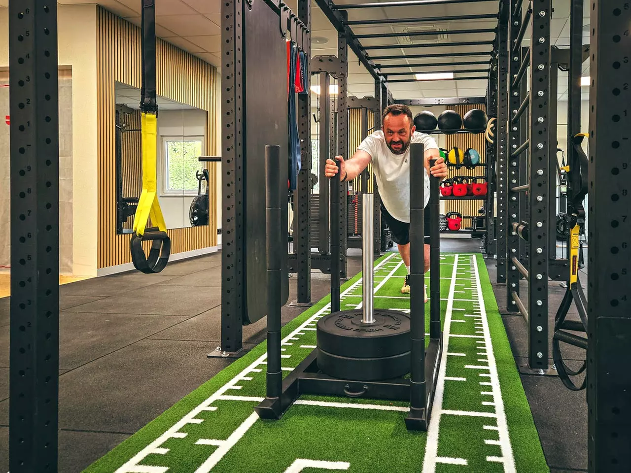 4 Wochen Premium-Fitness: Fitnesscheck, Trainingsplan & Wellness