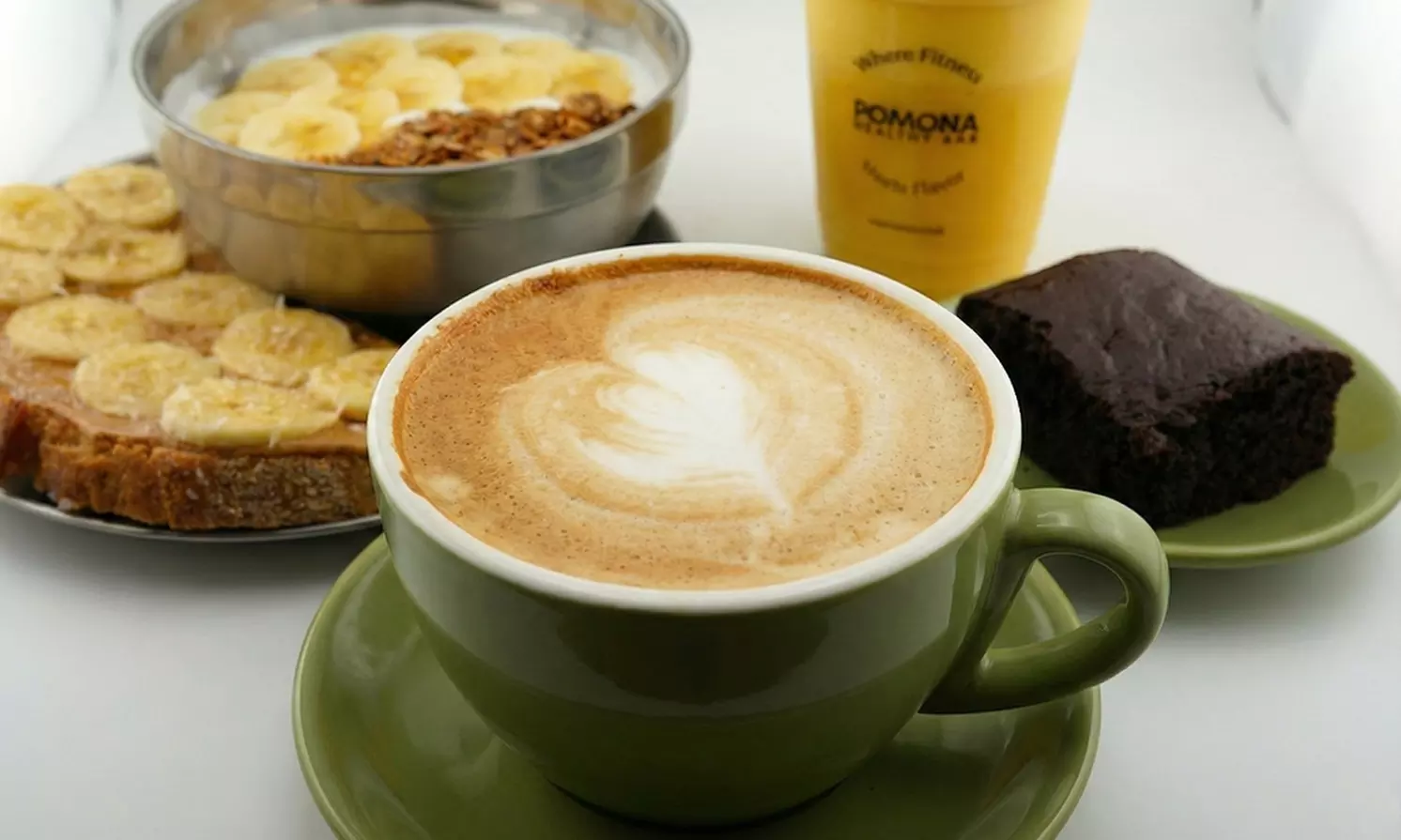 Menú healthy brunch para 2 o 4 con bebidam smoothie, tostada y postre