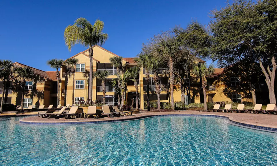 Family-Friendly stay close to Disney dining and shopping