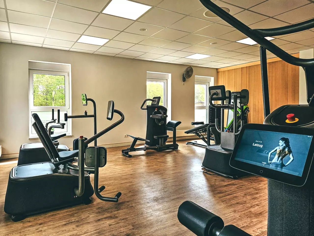 4 Wochen Premium-Fitness: Fitnesscheck, Trainingsplan & Wellness