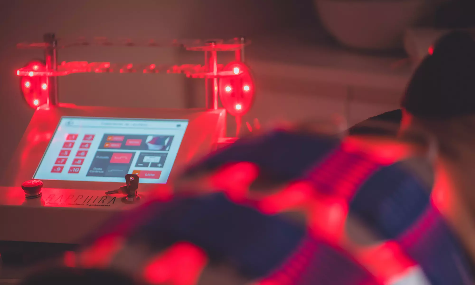 Microdermoabrasión con masaje facial en Sapphira Prive Madrid centro