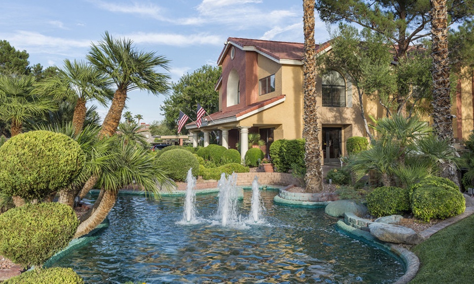 Westgate Flamingo Bay Resort hotel near the Las Vegas Strip with pools