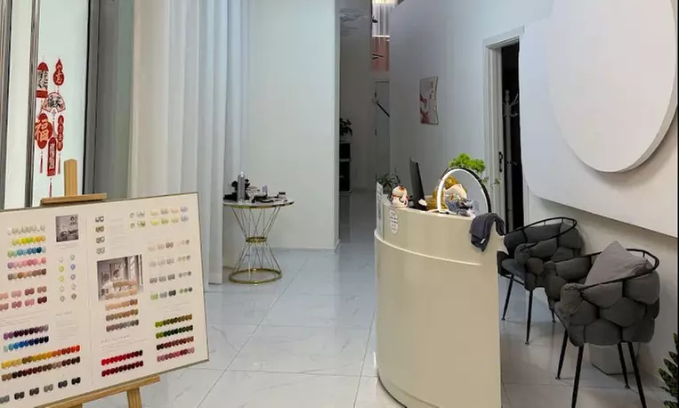 Choice of 60 or 90-Minute Body Treatment with Optional Scalp Treatment