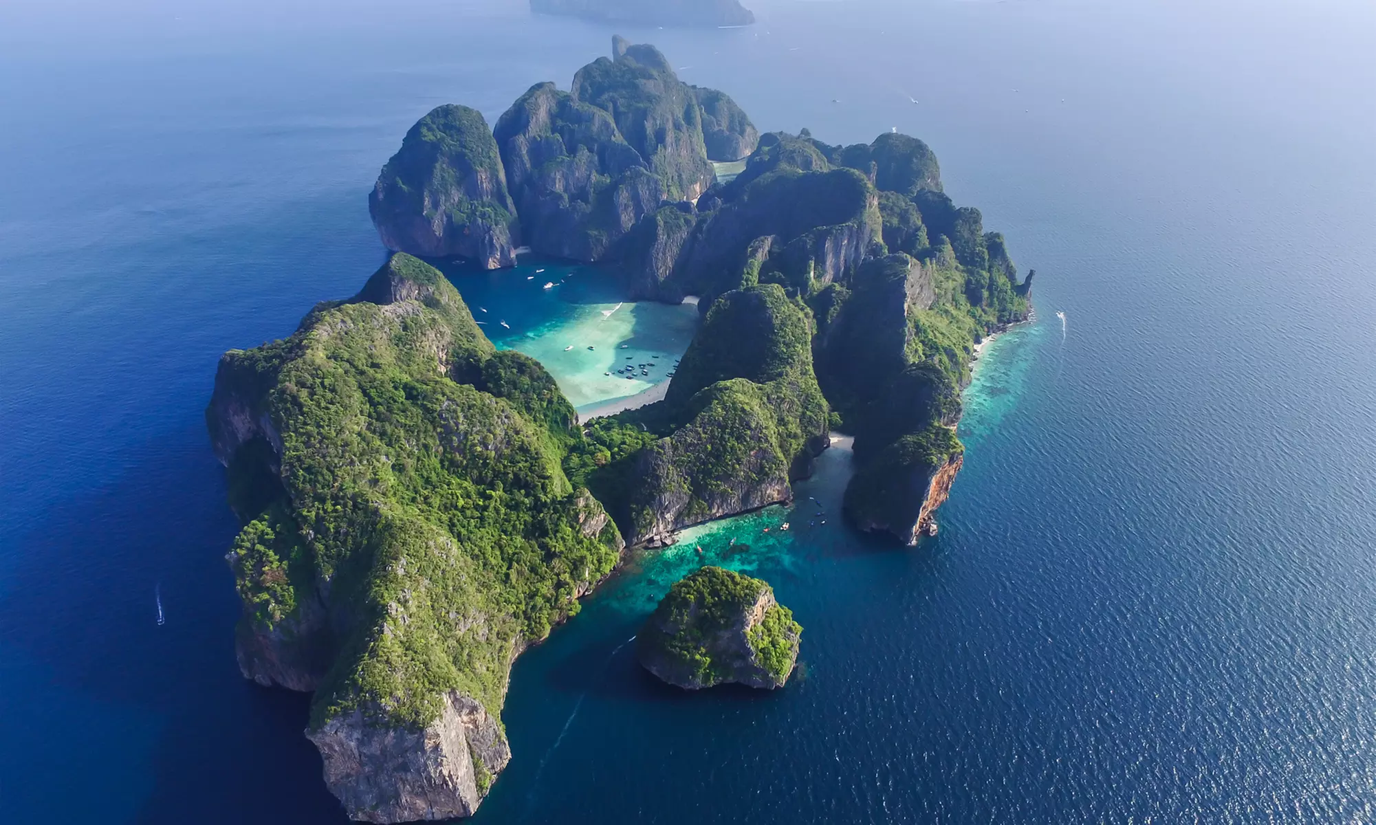 ✈ Mystery Getaway: Majestic Journeys – 10 Nights (Tier 1)