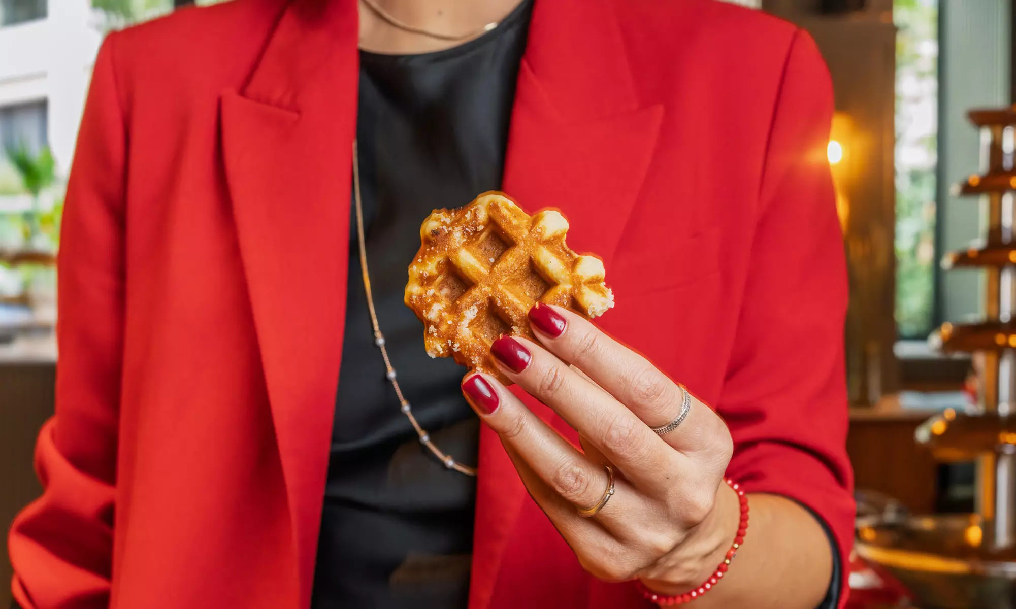 Brunch ilimitado con bufé libre de comida y bebida para 2 o 4 personas