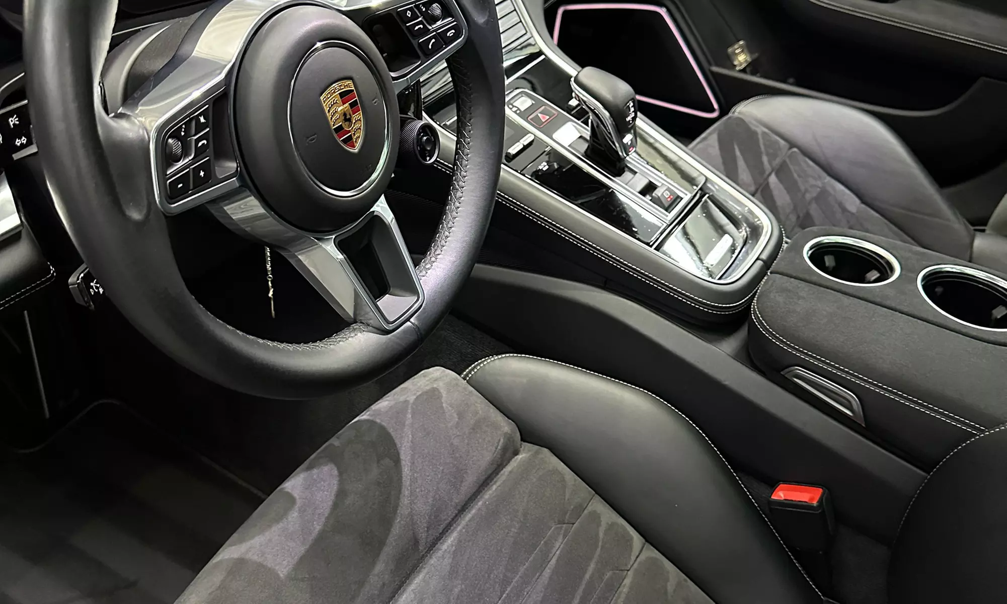 Innen- und Außenreinigung nach Wahl für 1 Pkw