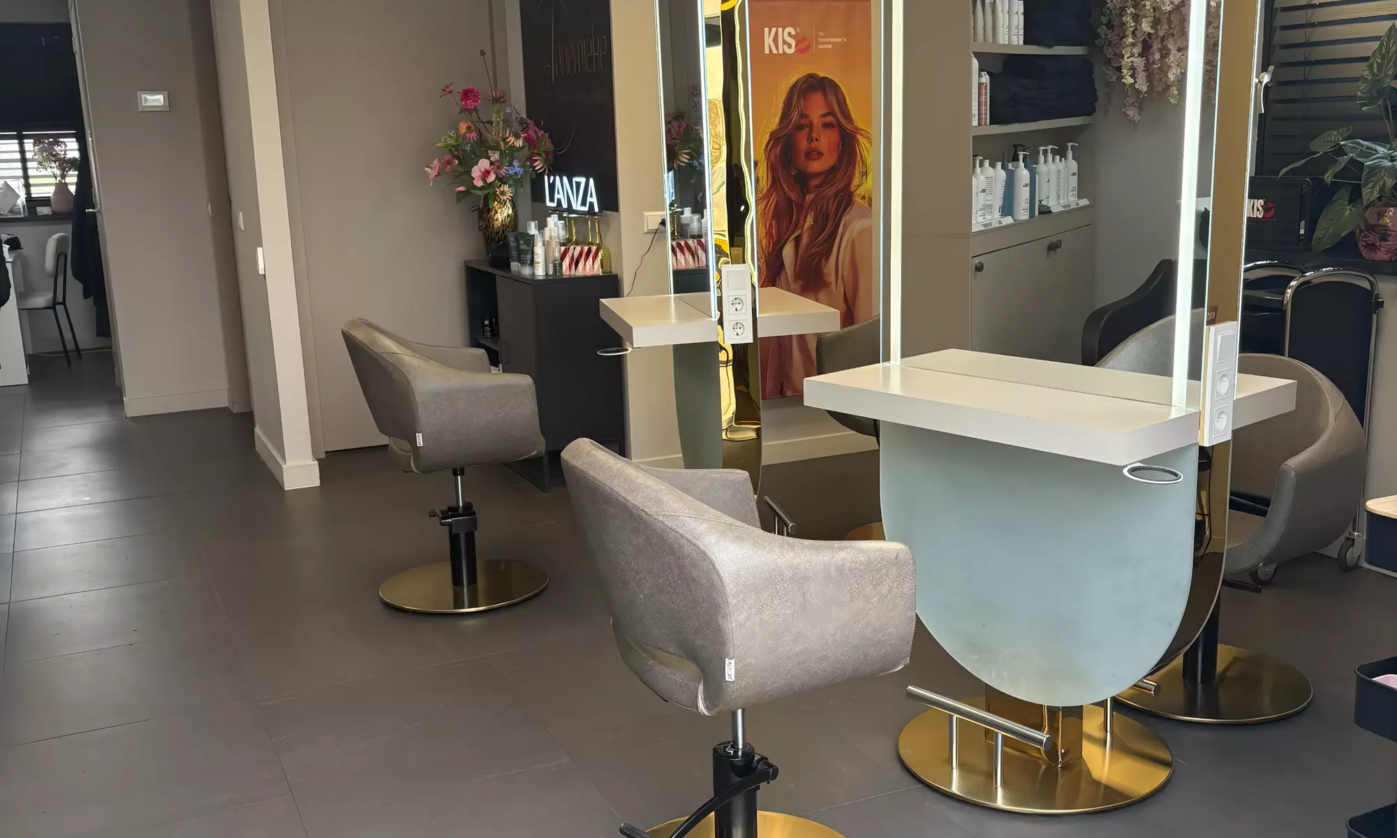 Als je haar maar goed zit: kappersbehandeling naar keuze