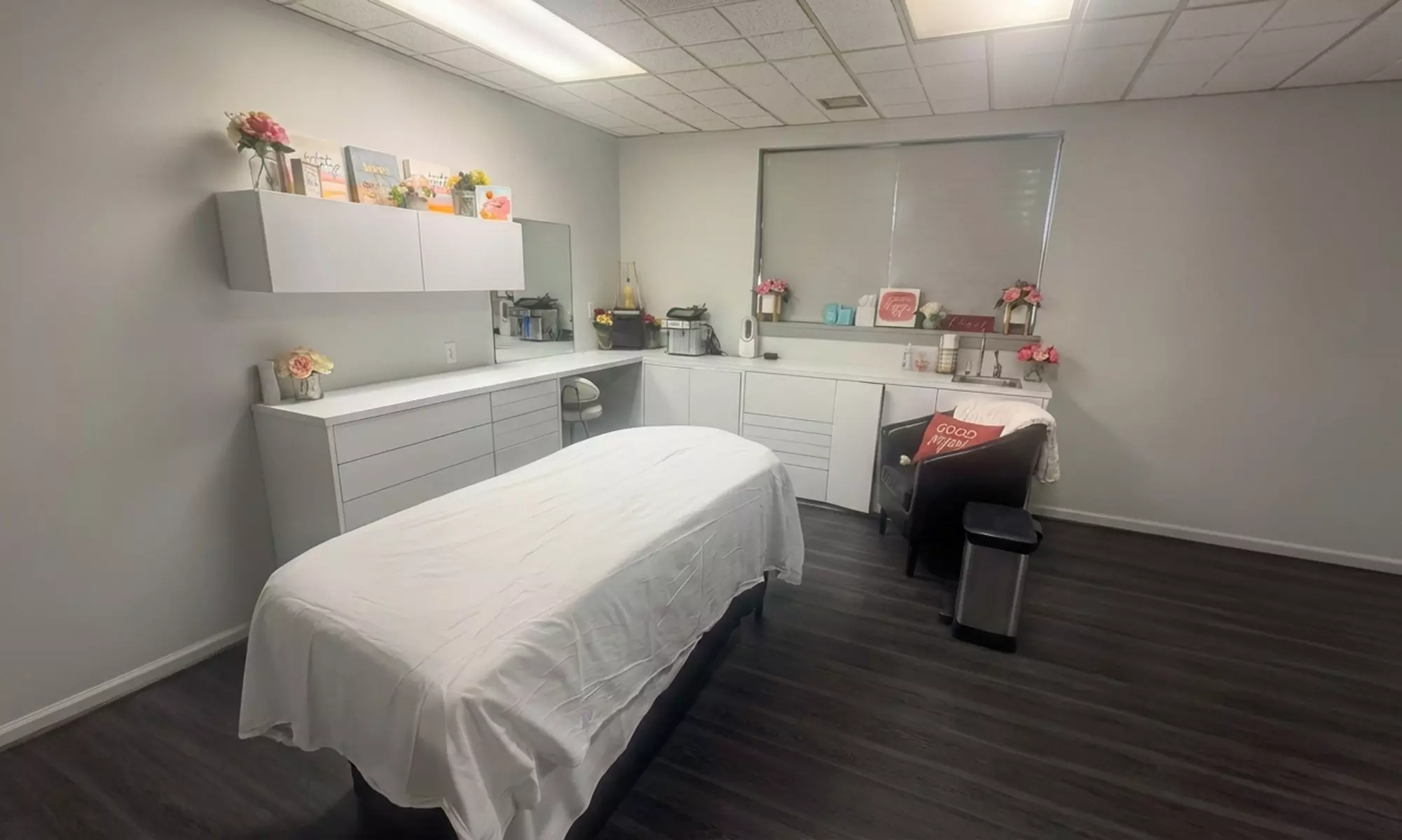 60-Min Swedish or Hot Stone Massage w/ Optional 30 Min Express Facial