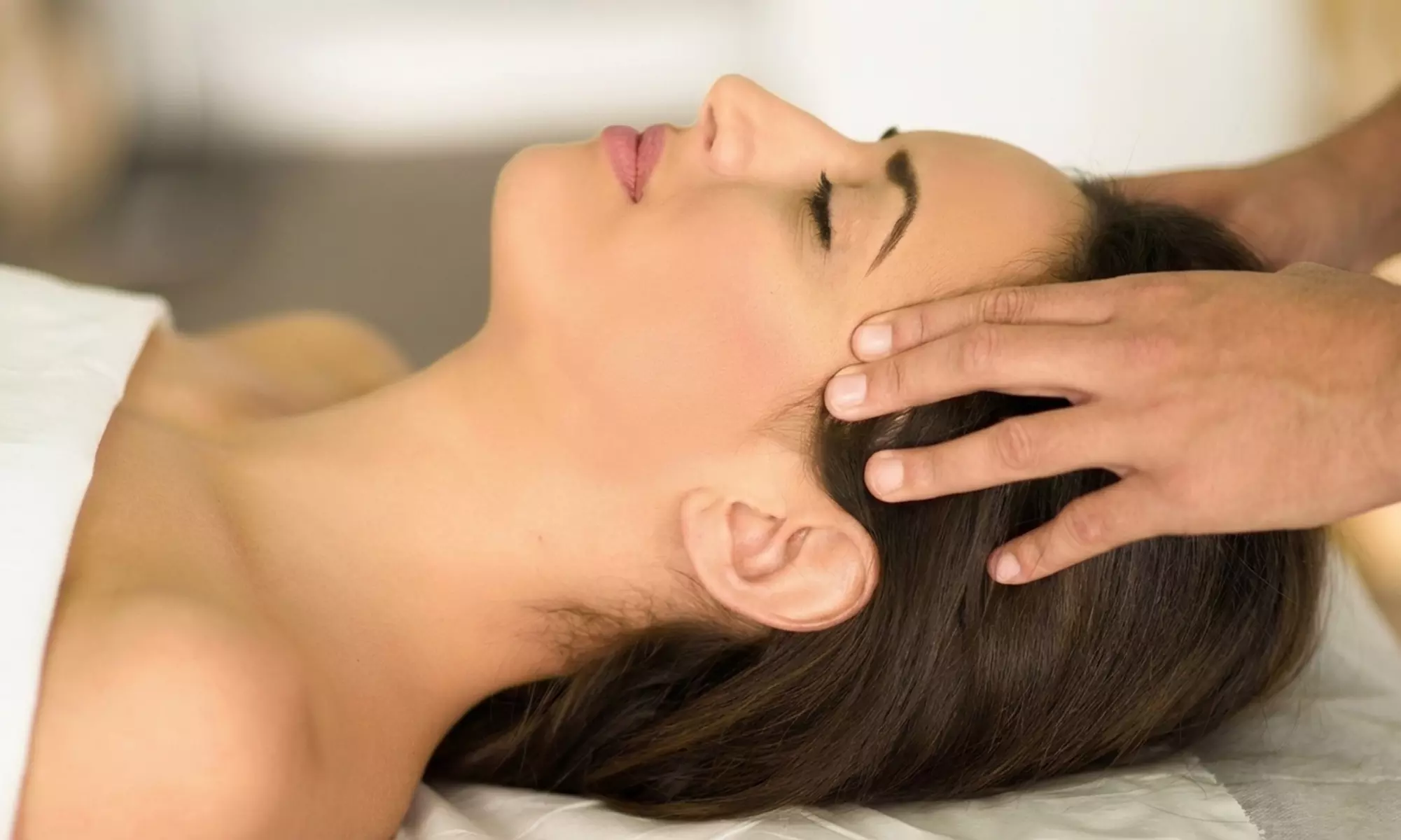 1 o 2 sesiones de reflexología podal con masaje creaneofacial