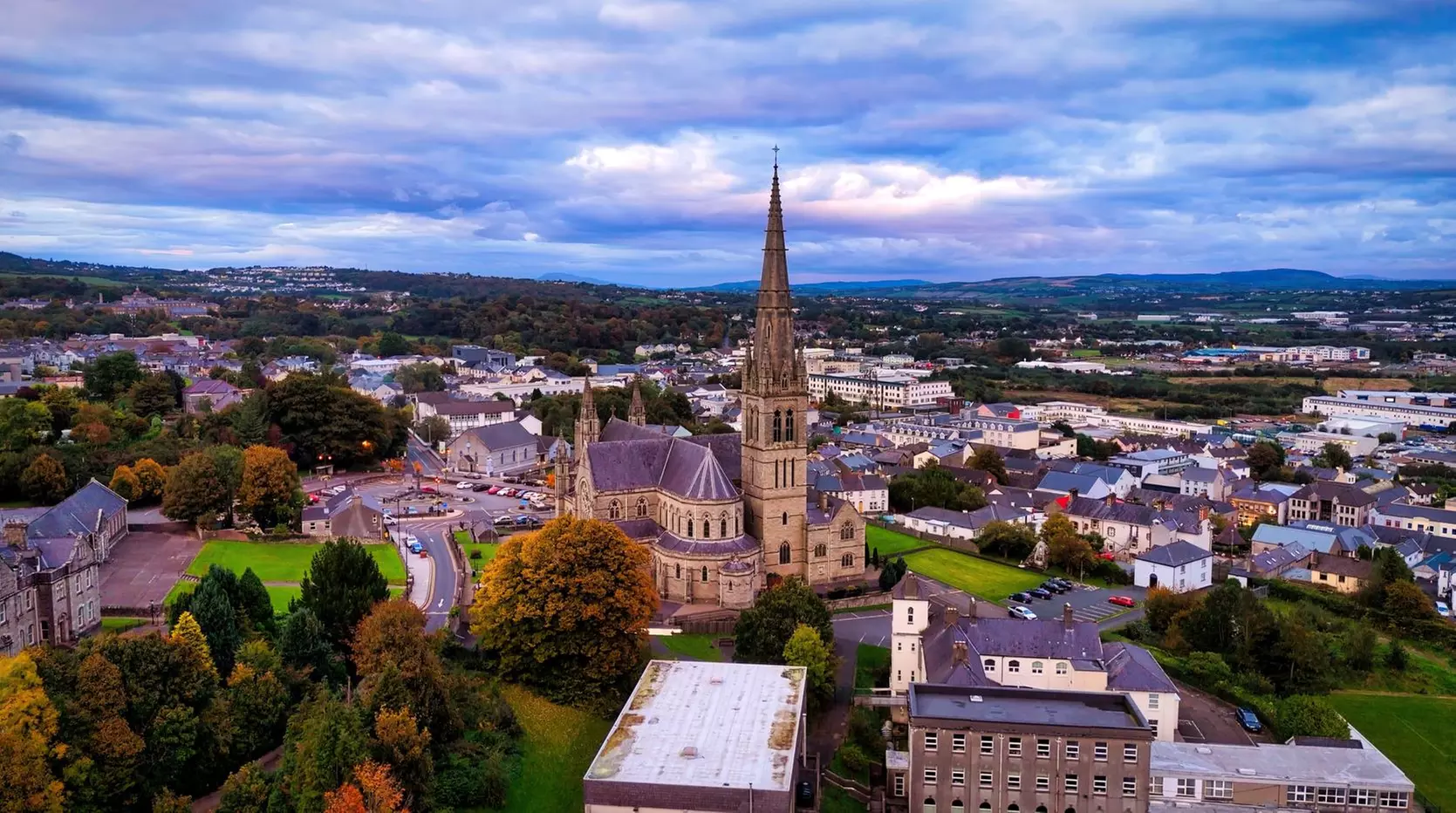 ✈ 8-Day Dublin, Belfast, Galway & Letterkenny Vacation with Air