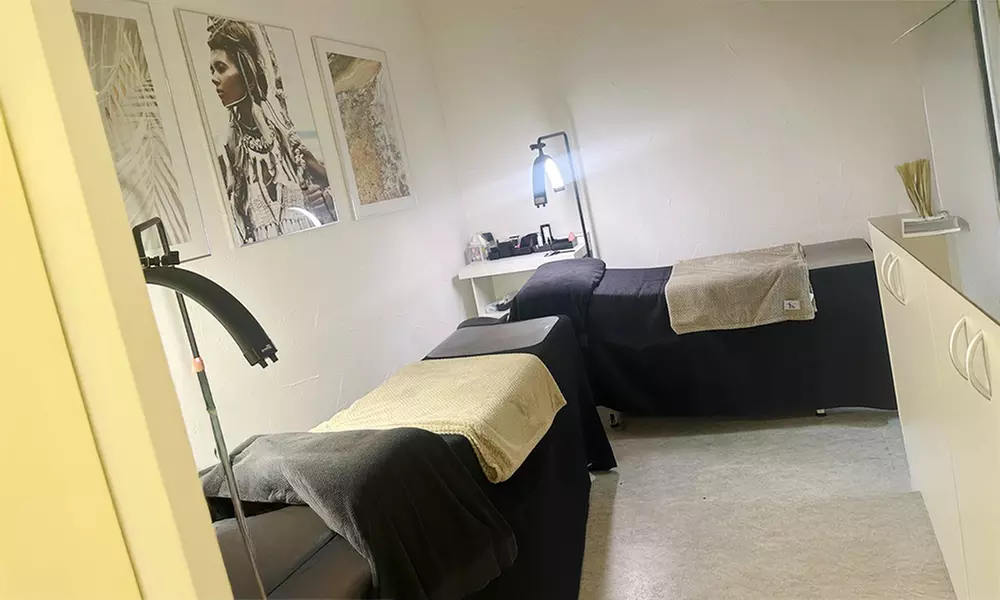 40-80 Min. Mani- und / oder Pediküre inkl. Schellack für 1 Person