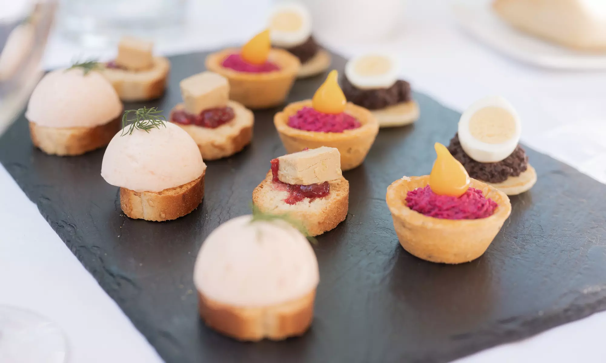 Savoie : chambre charme ou suite avec petit-déjeuner, vin et champagne