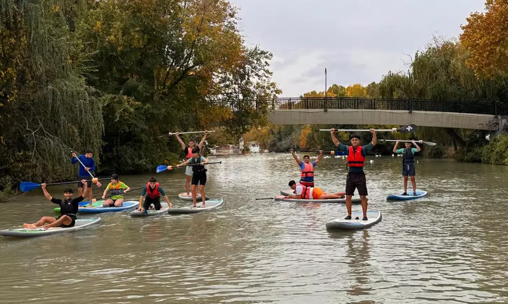 Reconecta con la naturaleza en un tour de paddle sup por el río Tajo