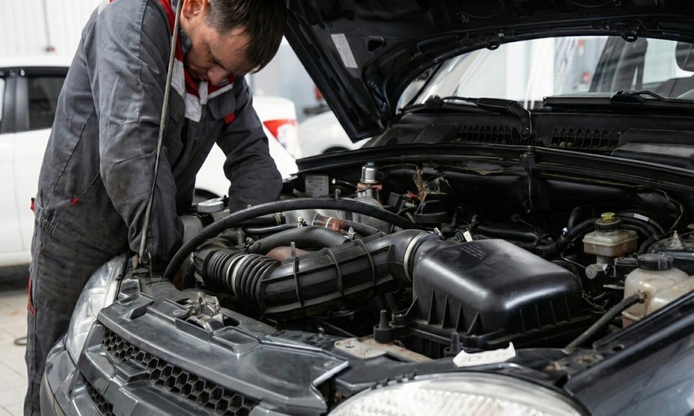 Synthetic Blend or Full Synthetic Oil Change with Filter Service