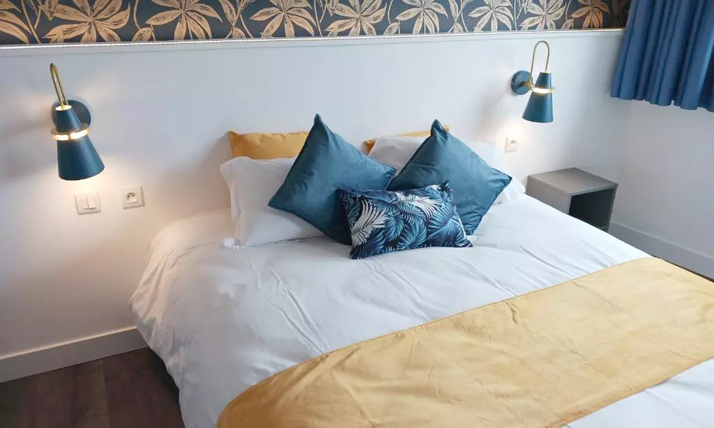 Proche Millau : séjour en chambre double, option PDJ et apéritif