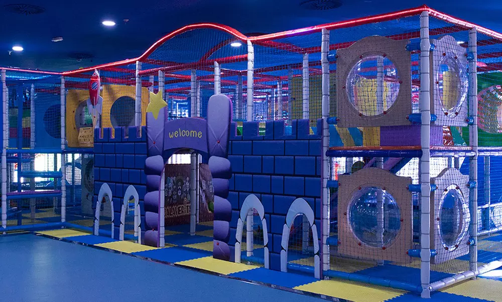 2 o 3 partidas de bolos con todo incluido en Bowling Tres Aguas