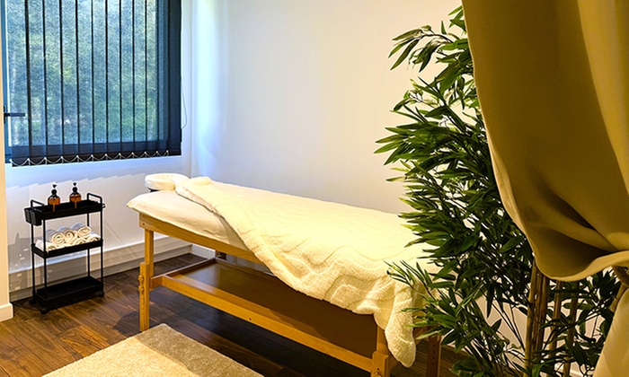 Bien-être et beauté : modelage californien d'1h10, option soin du visage de 30 min. (jusqu'à 62% de remise)