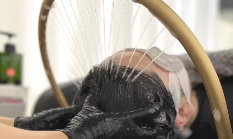 110 Min VIP Scalp Spa w/Massage + Mini-Facial Single or Couples