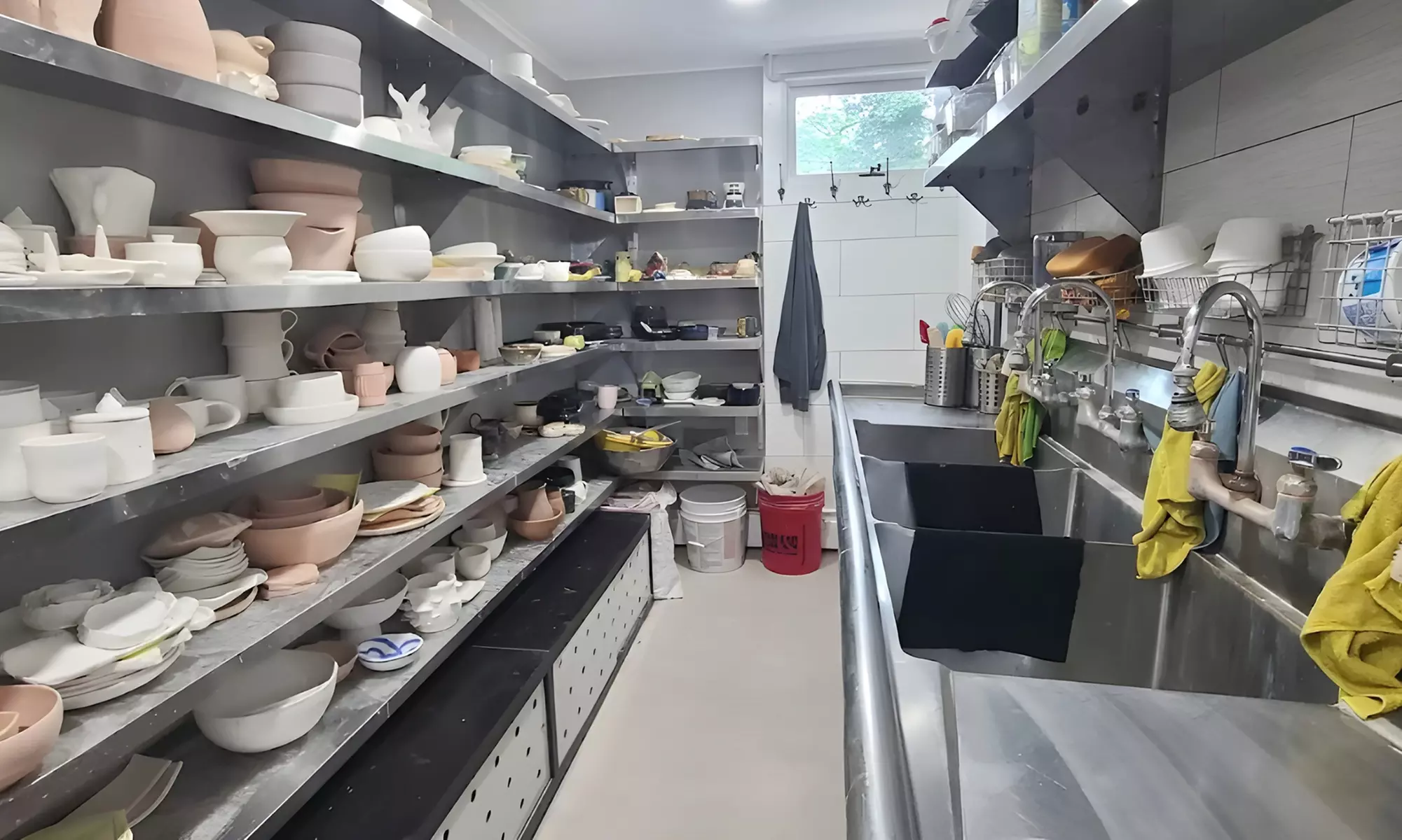 Private Pottery Parties: Adult Workshops & Kids Birthday Sessions