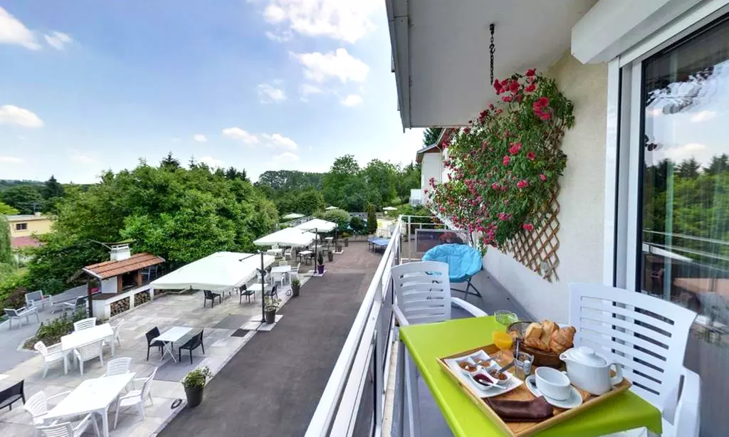 Proche Nancy : 1 ou 2 nuits chambre double avec PDJ, verre et dîner