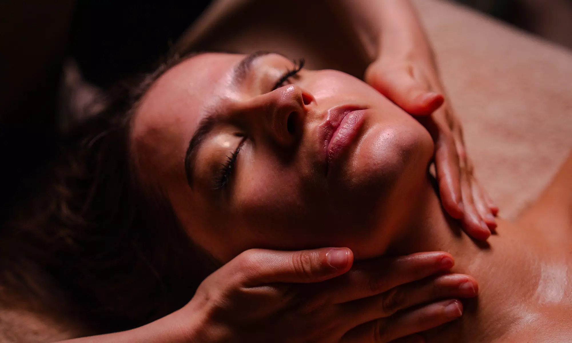 Kobido z maską aloesową lub Gua Sha albo masaż relaksacyjny twarzy