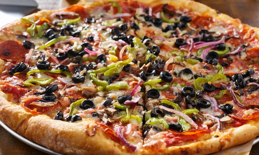 Get $20 Worth of Pizza and Drinks