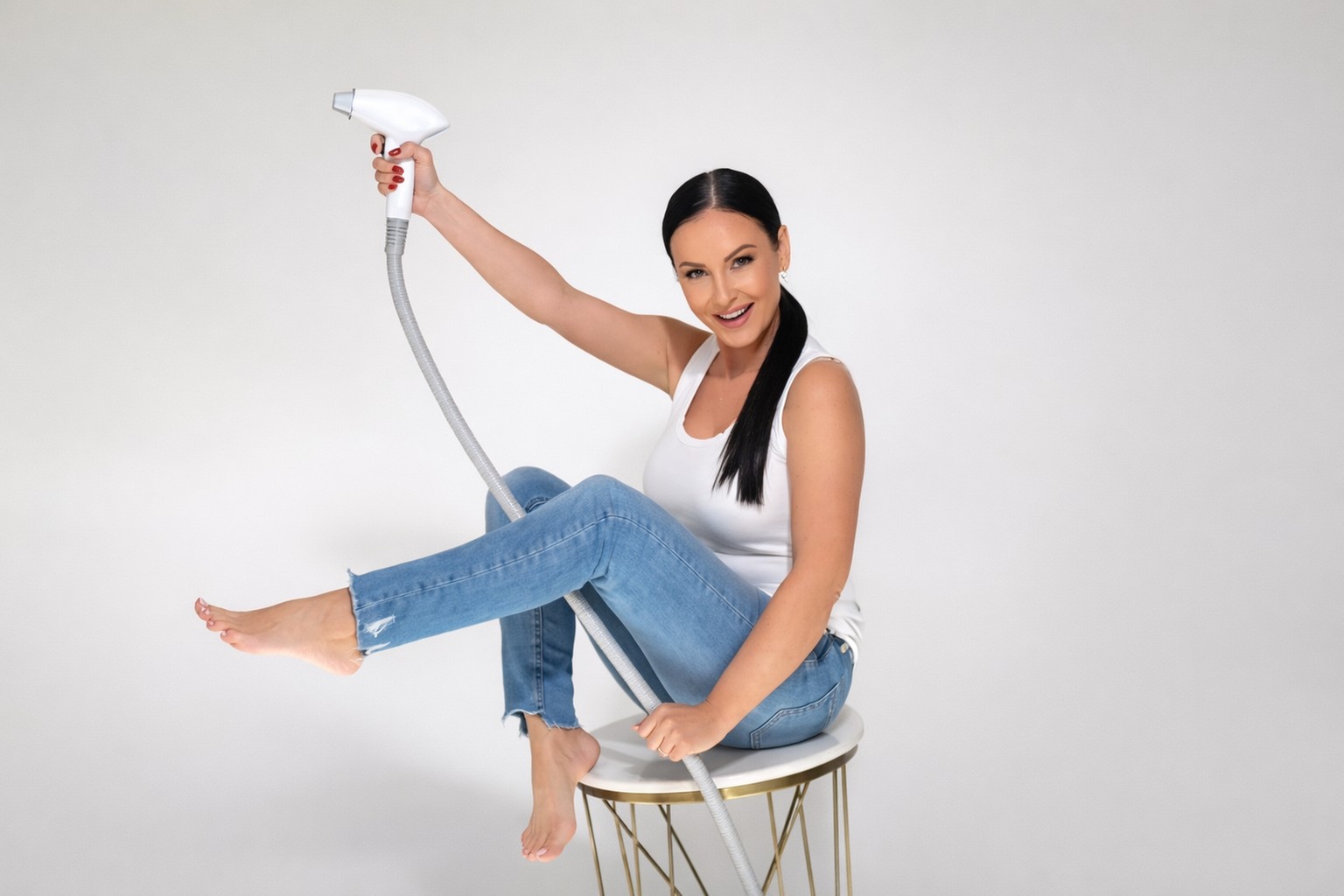 Experience Smooth Skin with 3x Diode Laser Hair Removal