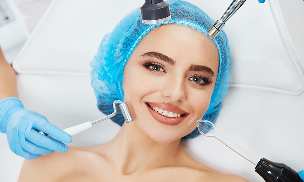 Beauty-Paket mit Ultraschall & Radiofrequenz od. Dermastar für 1 Pers.