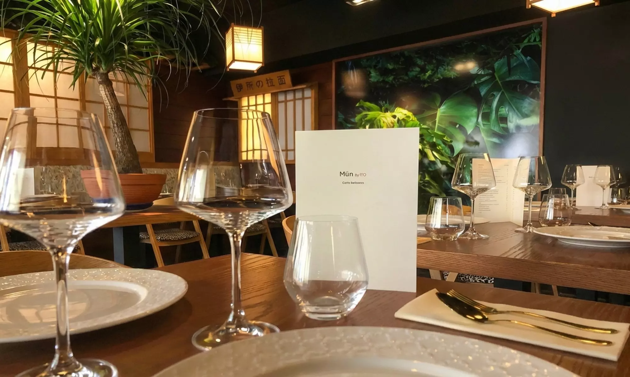 Menu thaï avec entrée, plat et dessert pour 2, 3 ou 4 personnes