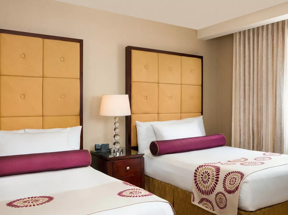 Member-Only Deal: Millennium Hotel Knickerbocker Chicago