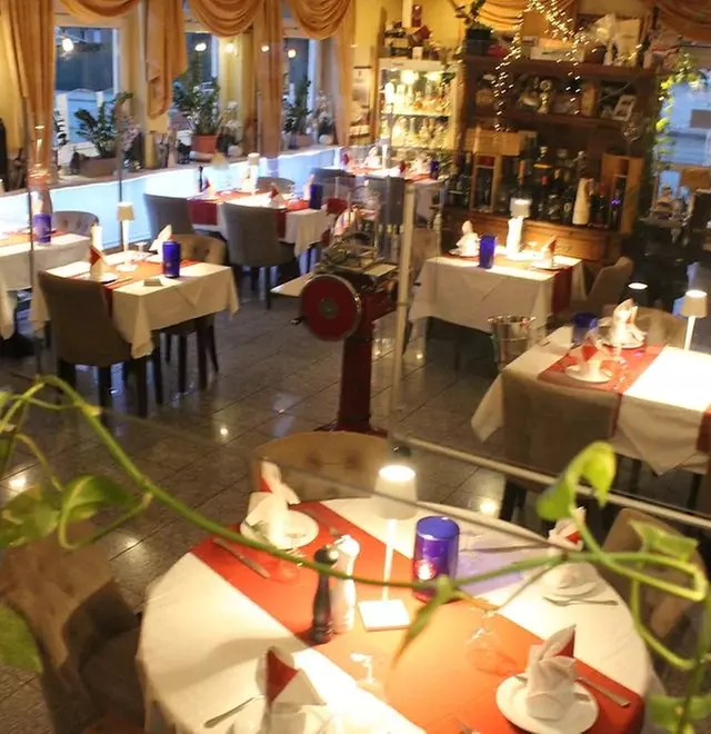 Bis zu 42% Rabatt auf den Italienisch bei Casa Luigi e Vino Bar