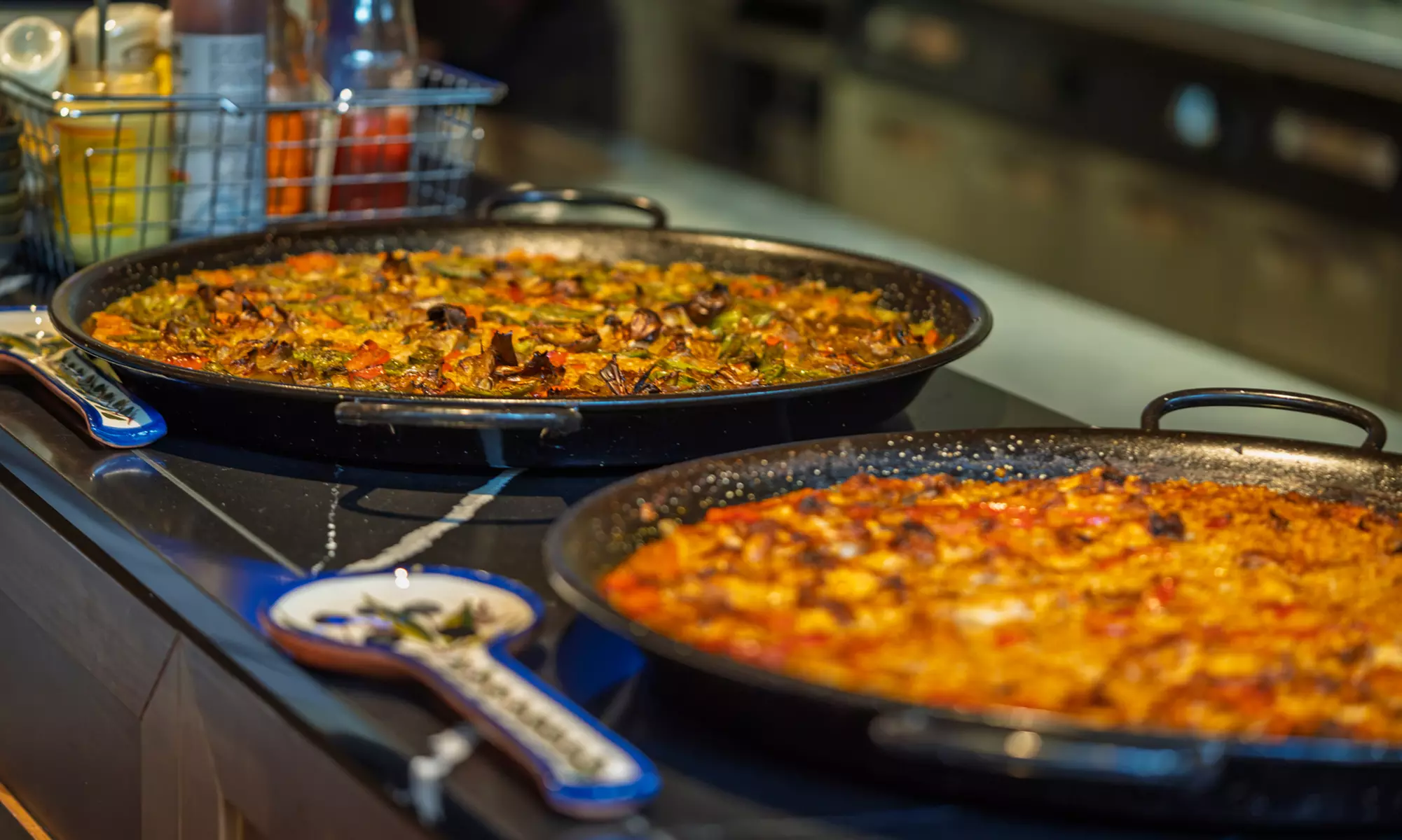 Brunch ilimitado con bufé libre de comida y bebida para 2 o 4 personas