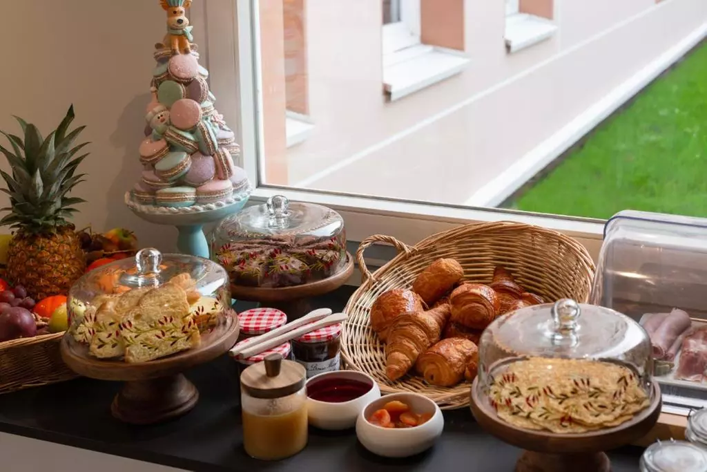 Proche Paris : chambre double avec petit-déjeuner en option