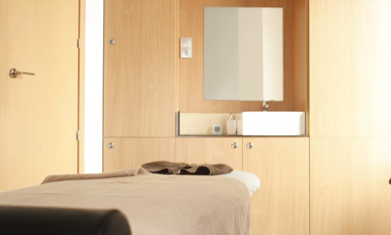 Masaje corporal shiatsu de 45 o 60 minutos para 1 persona