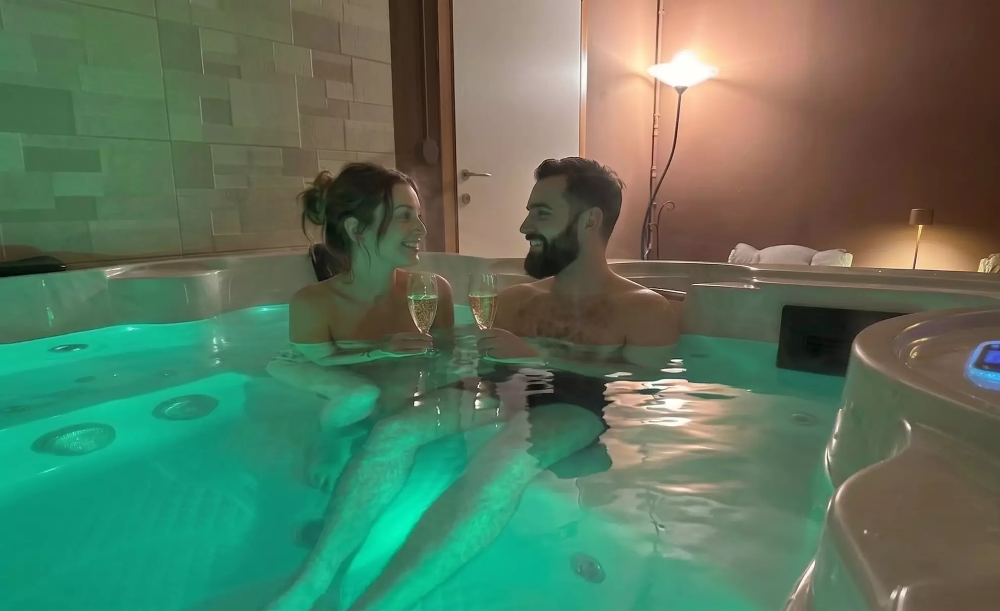 Percorso Spa di coppia ad uso esclusivo con aperispa e massaggio