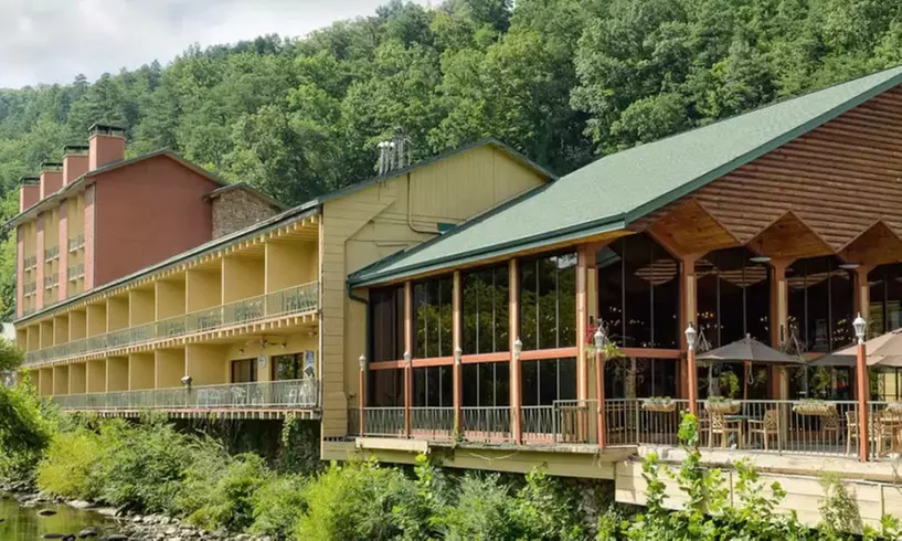 Resort With Attractions Near Great Smoky Mountains National Park