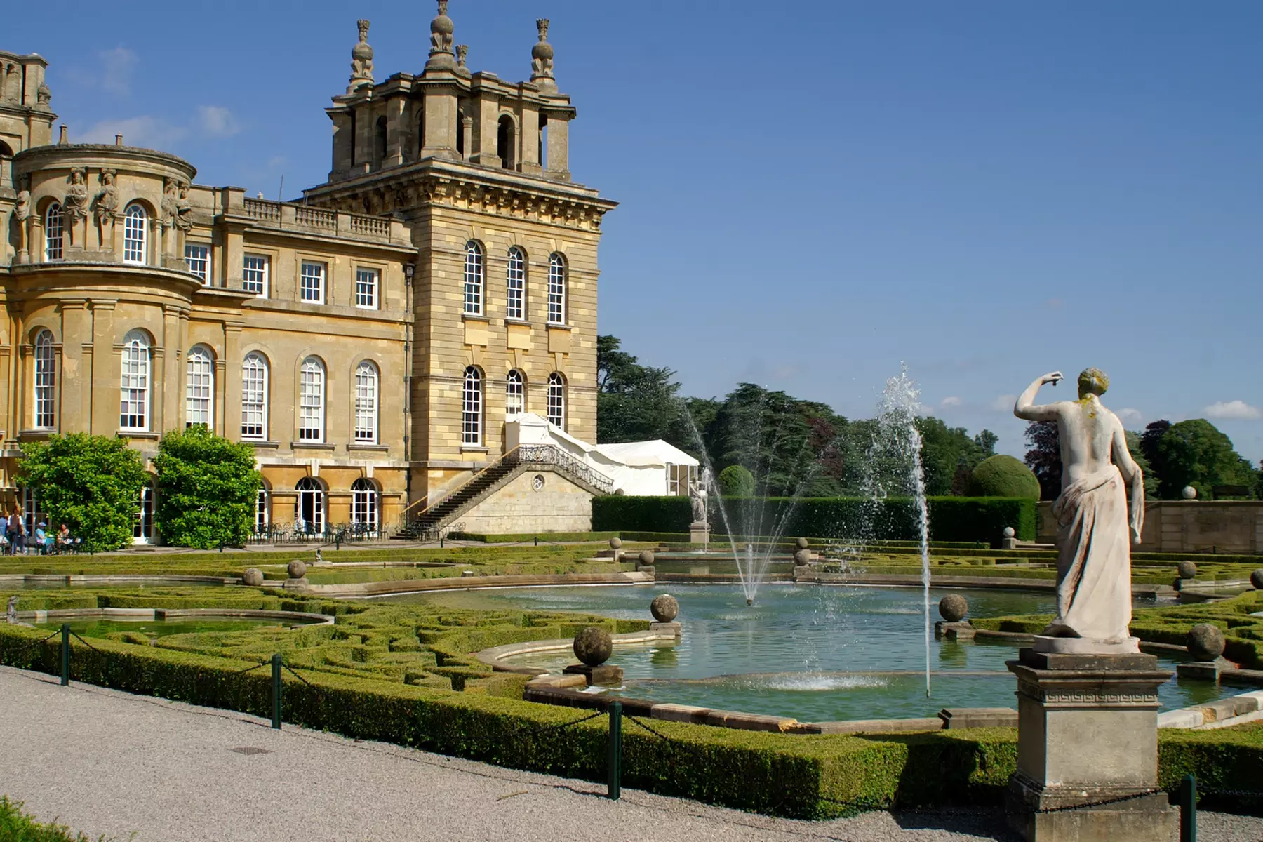 Day Trip to Churchill War Rooms & Blenheim Palace