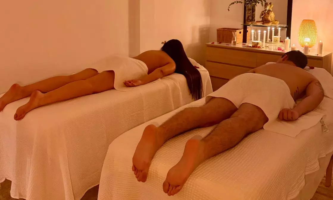 Masaje relajante en pareja con aceites esenciales de 60 o 90 minutos