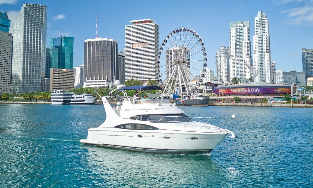 Sail in Style: 2, 3, 4, 5, 6-Hour Luxury Yacht Cruise