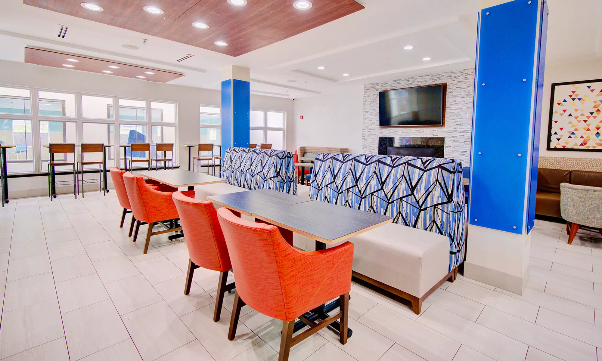 Stay at Holiday Inn Express & Suites Chester–Monroe–Goshen, NY