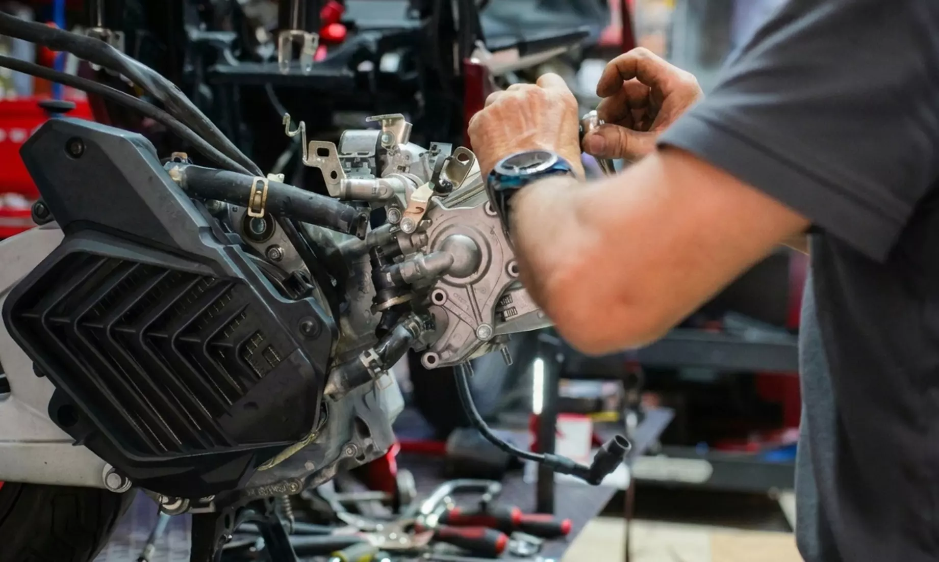 Cambio de aceite 125 sin filtro o con filtro, revisión y lavado básico