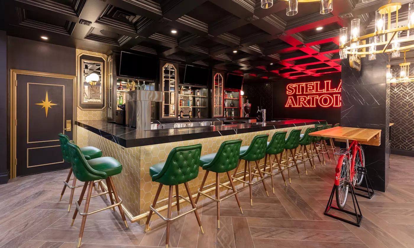 Midtown Manhattan hotel near Grand Central w/ Grab and Go credit