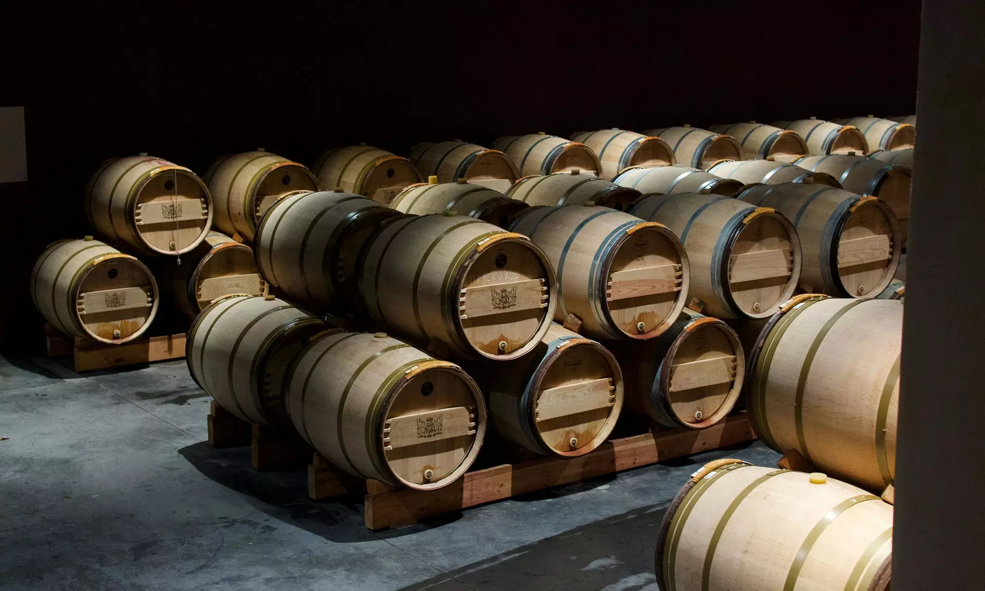 ✈ 6-Day Portugal Wine & Food RoadTrip w/ Air, Car & Hotel from Worldee