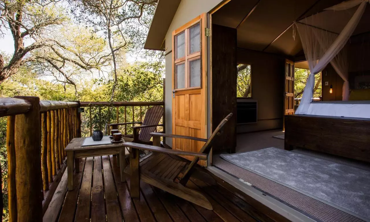 Hoedspruit: 5-7-Night Escape at Vuyani River Lodge with Daily Safaris