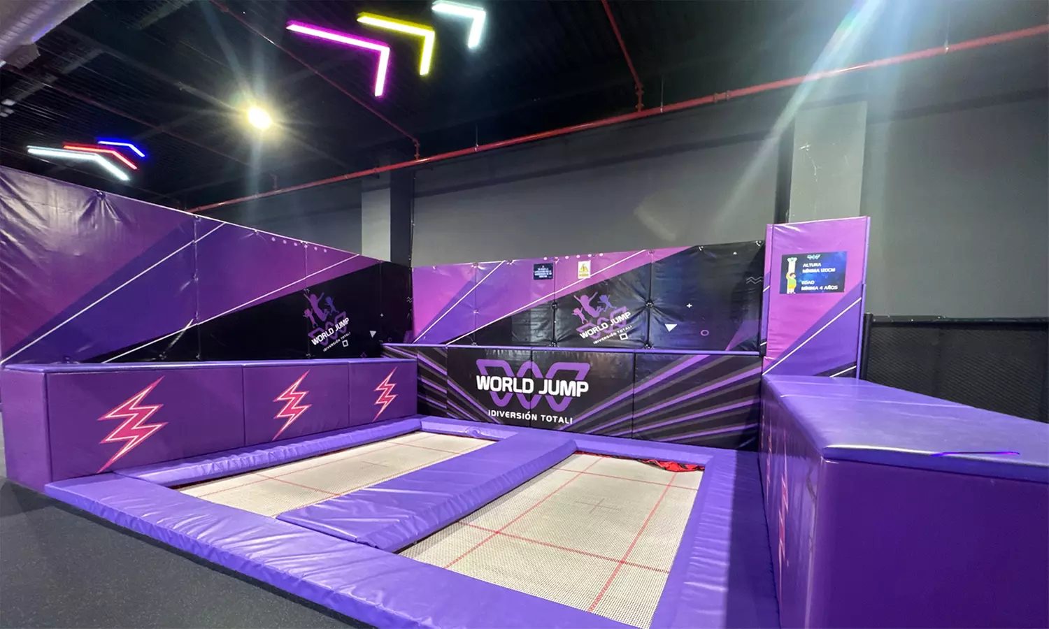 Acceso de 1 hora a parque de camas elásticas para 1 o 2 personas